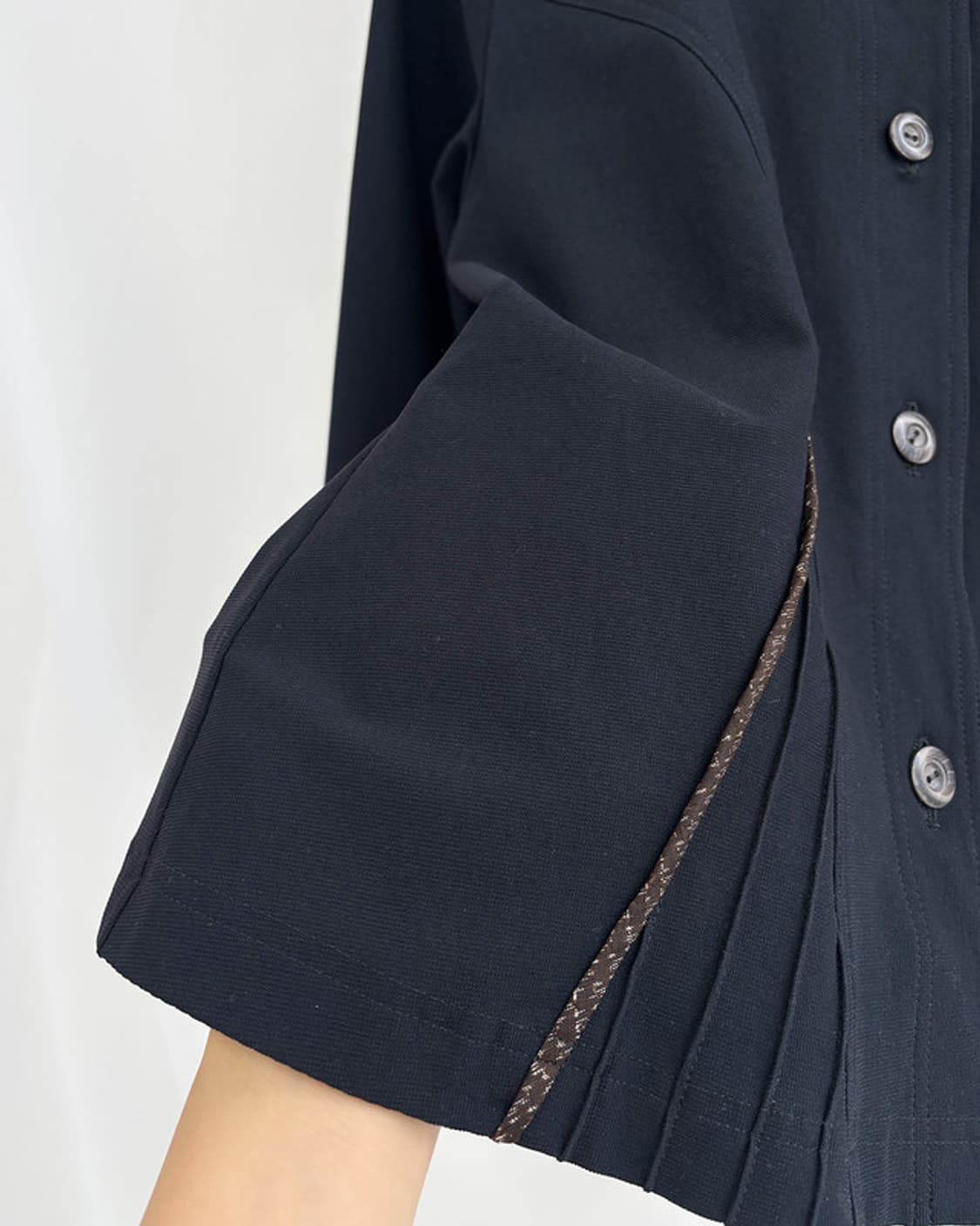 스탠드 칼라 버튼업 디자인 자켓 상품이미지5