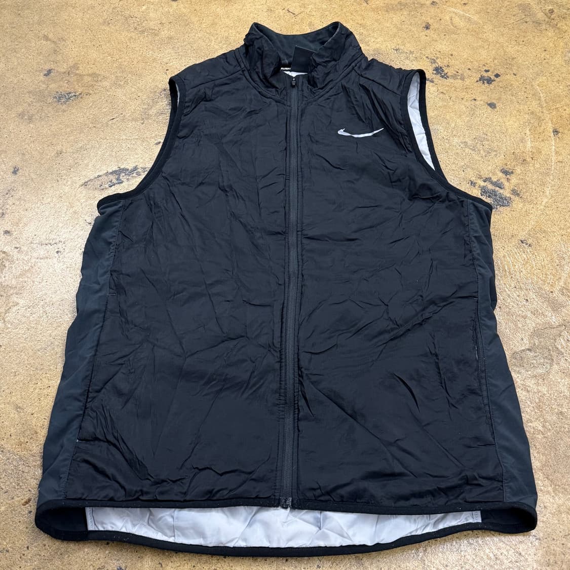 [정품/xl,105] 나이키 러닝 에어로레이어 베스트 b8 상품이미지2
