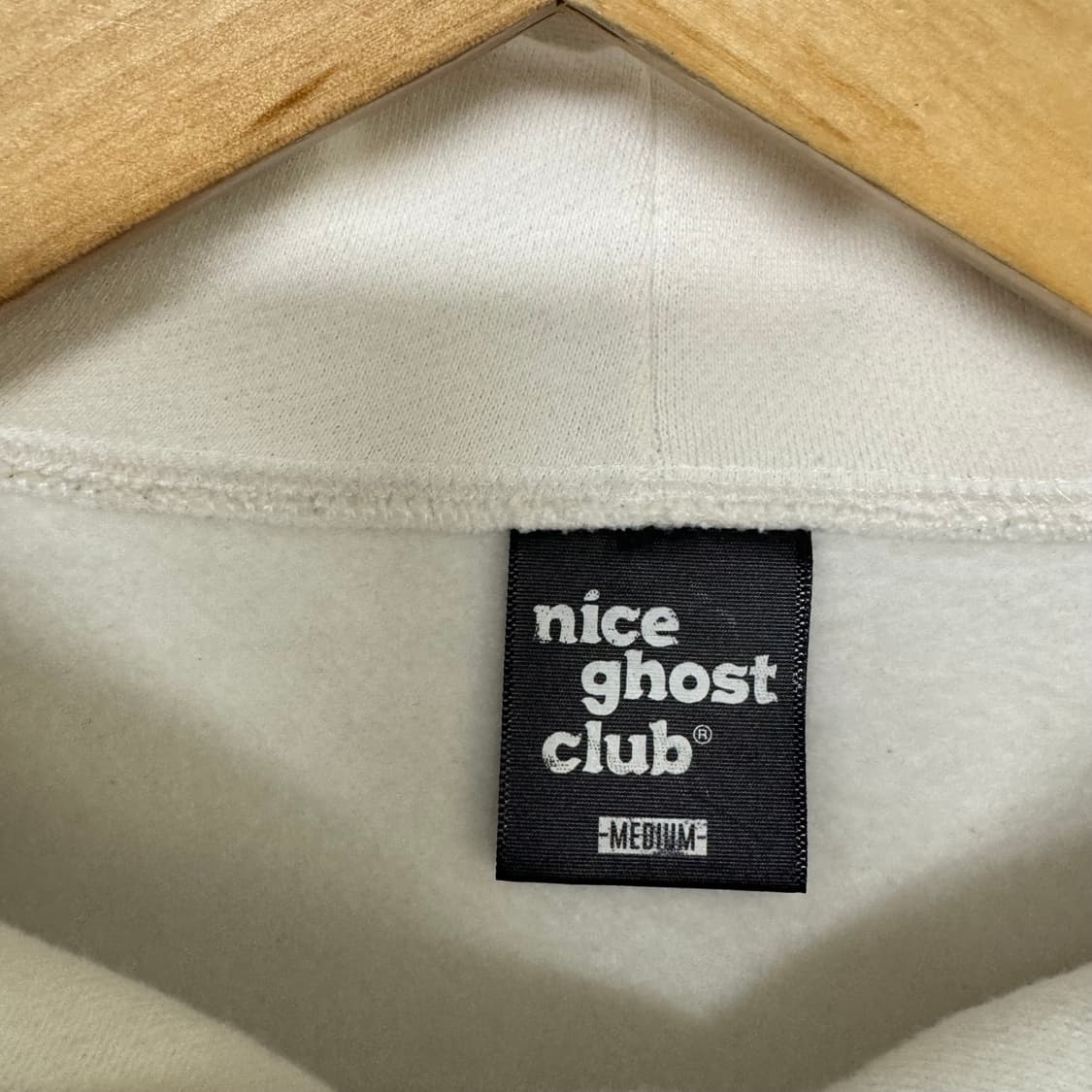 나이스고스트클럽 스프레이 로고 후드 상품이미지3