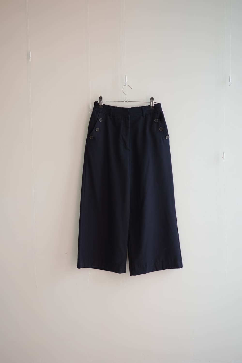 deep navy banding capri pants 상품이미지1