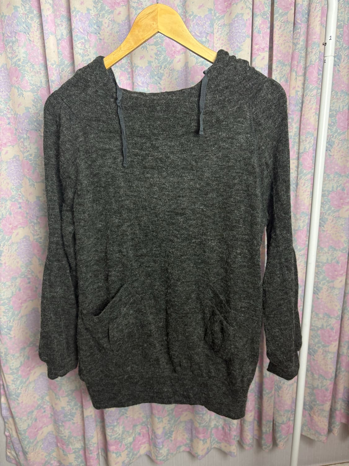 다크 카키 후드 니트  상품이미지5