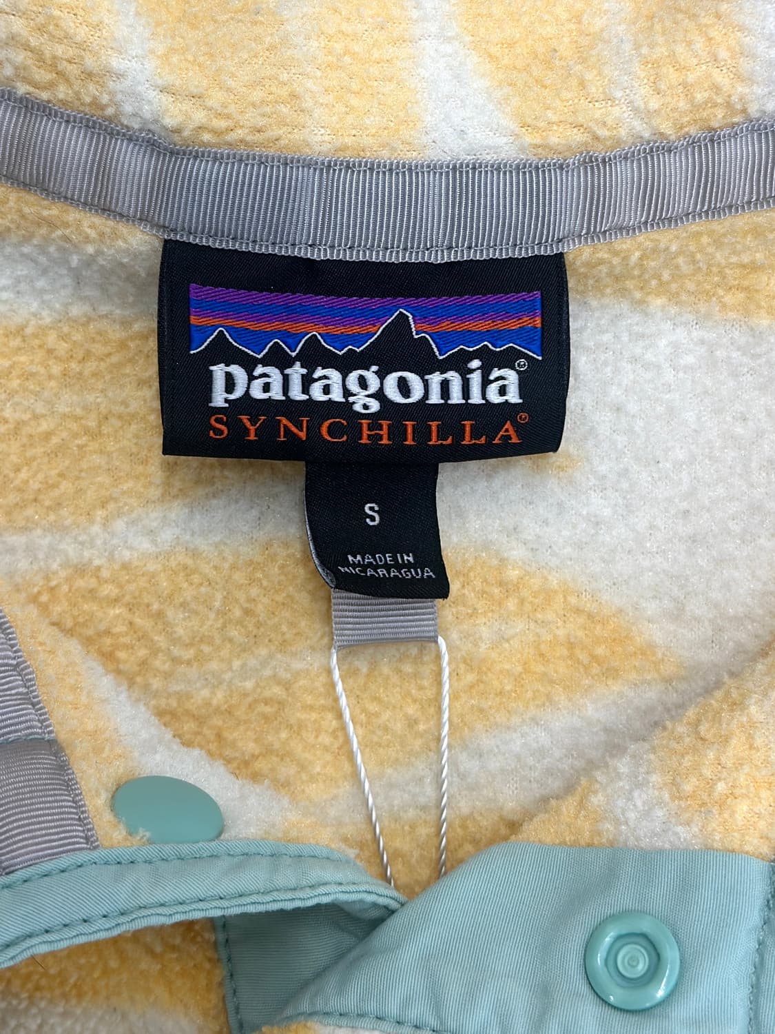 파타고니아 신칠라 옐로우 패턴 스냅 플리스  상품이미지8