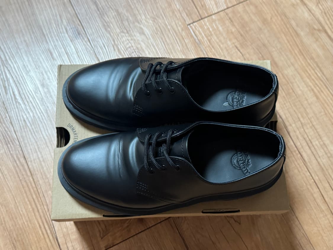 닥터마틴 1461 MONO 상품이미지1