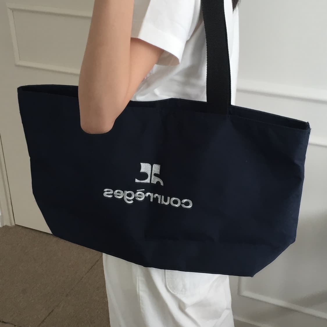 courreges 꾸레쥬 토트백 상품이미지2
