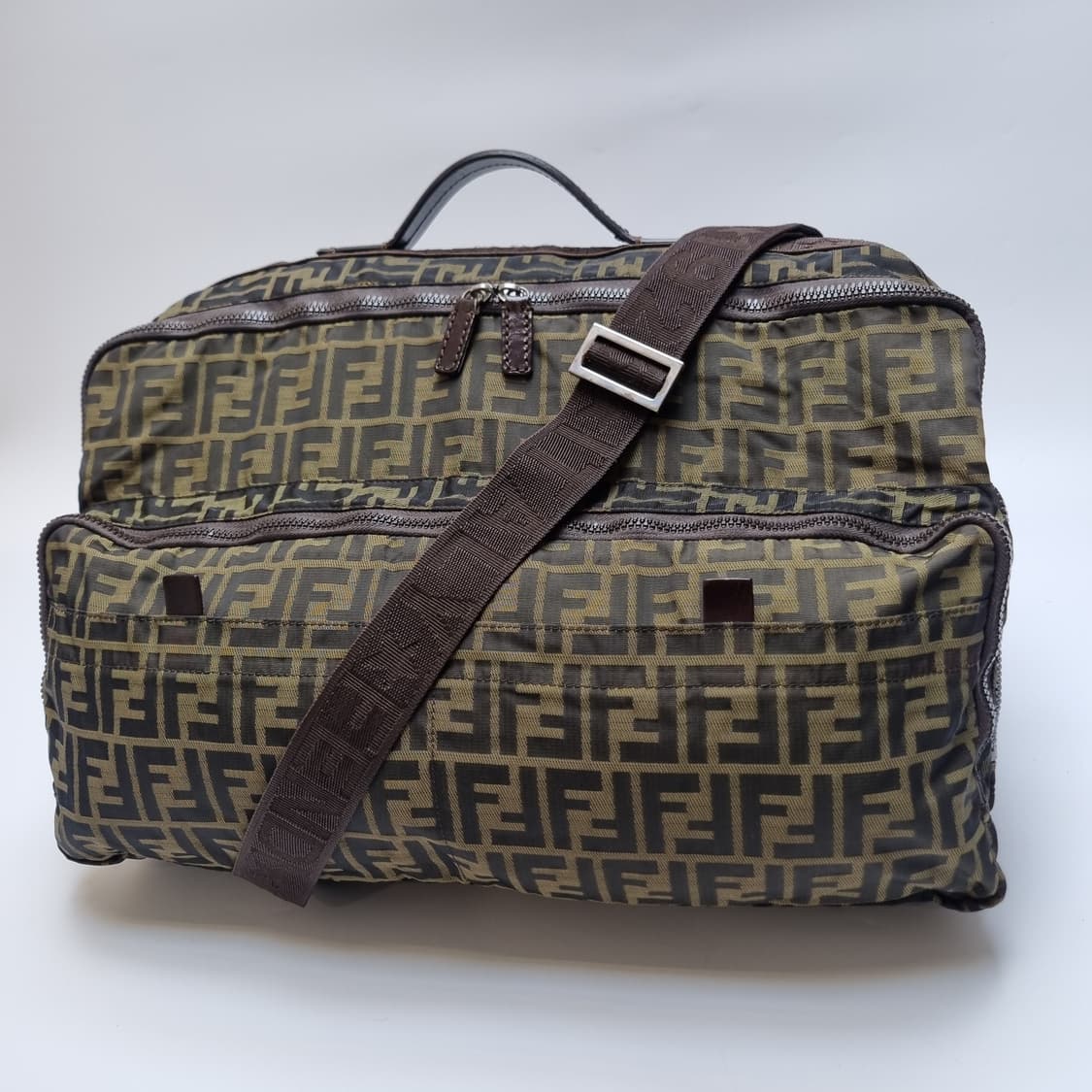 펜디 주카 2WAY 보스턴백 남여공용 (상급, 골프백, 여행가방) 상품이미지2