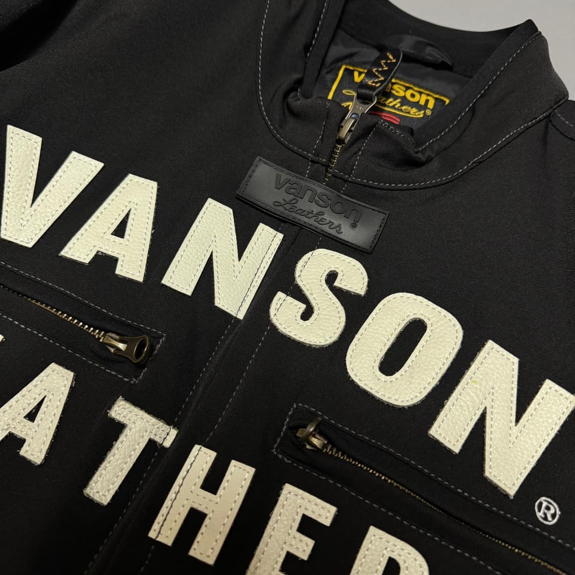 VANSON 블랙 패치로고 레더 스펠아웃 패치 바이커 자켓 상품이미지4