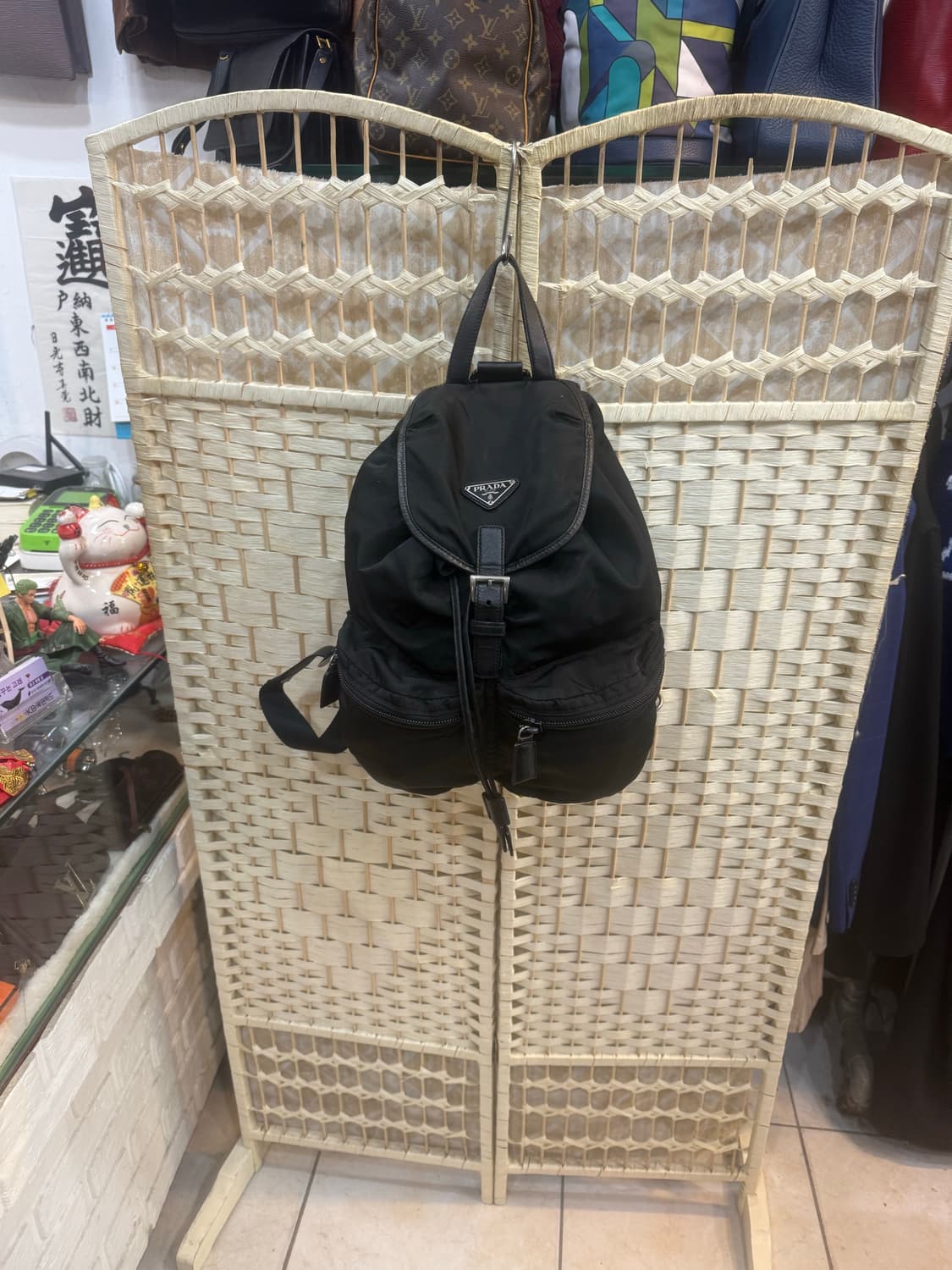 정품 프라다 나일론 백팩 팝니다 상품이미지1