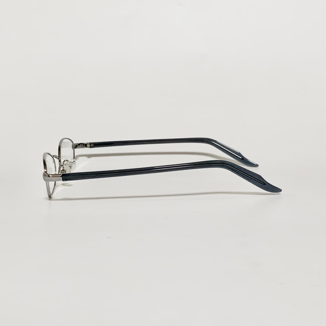 923 데드스탁 빈티지안경 실버 오벌 메탈 프레임 가벼운 슬림라인 스몰  상품이미지4