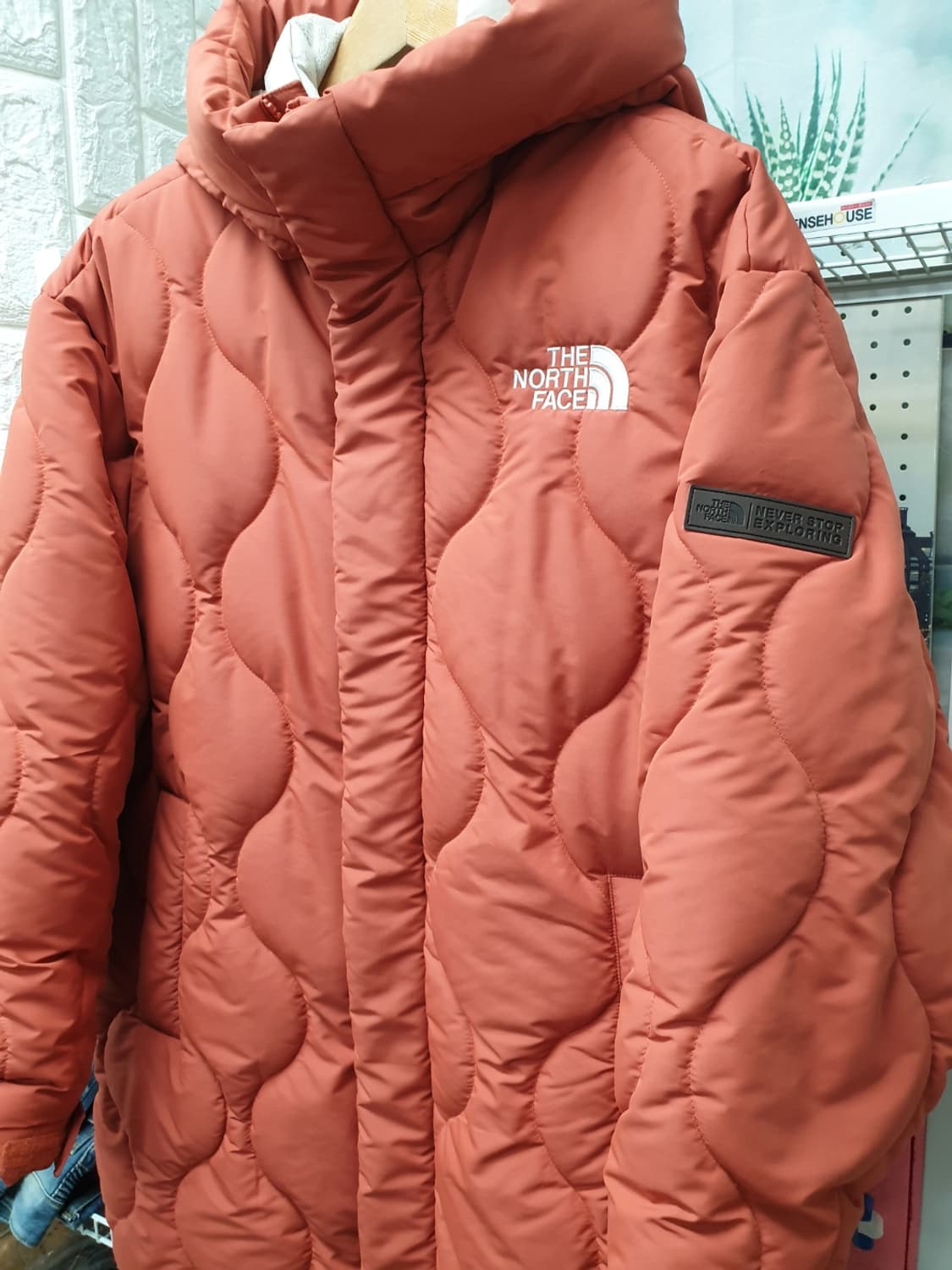 노스페이스 패딩 누빔패딩 퀼팅패딩 브이모션 파카  상품이미지2