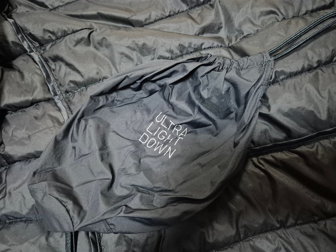 유니클로 여성 경량 다운 패딩 M 상품이미지7