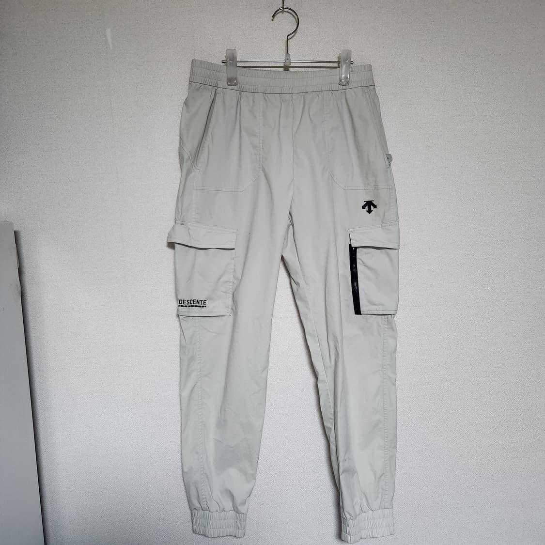 23년 데상트 여름 카고 팬츠 공용29.30  상품이미지1