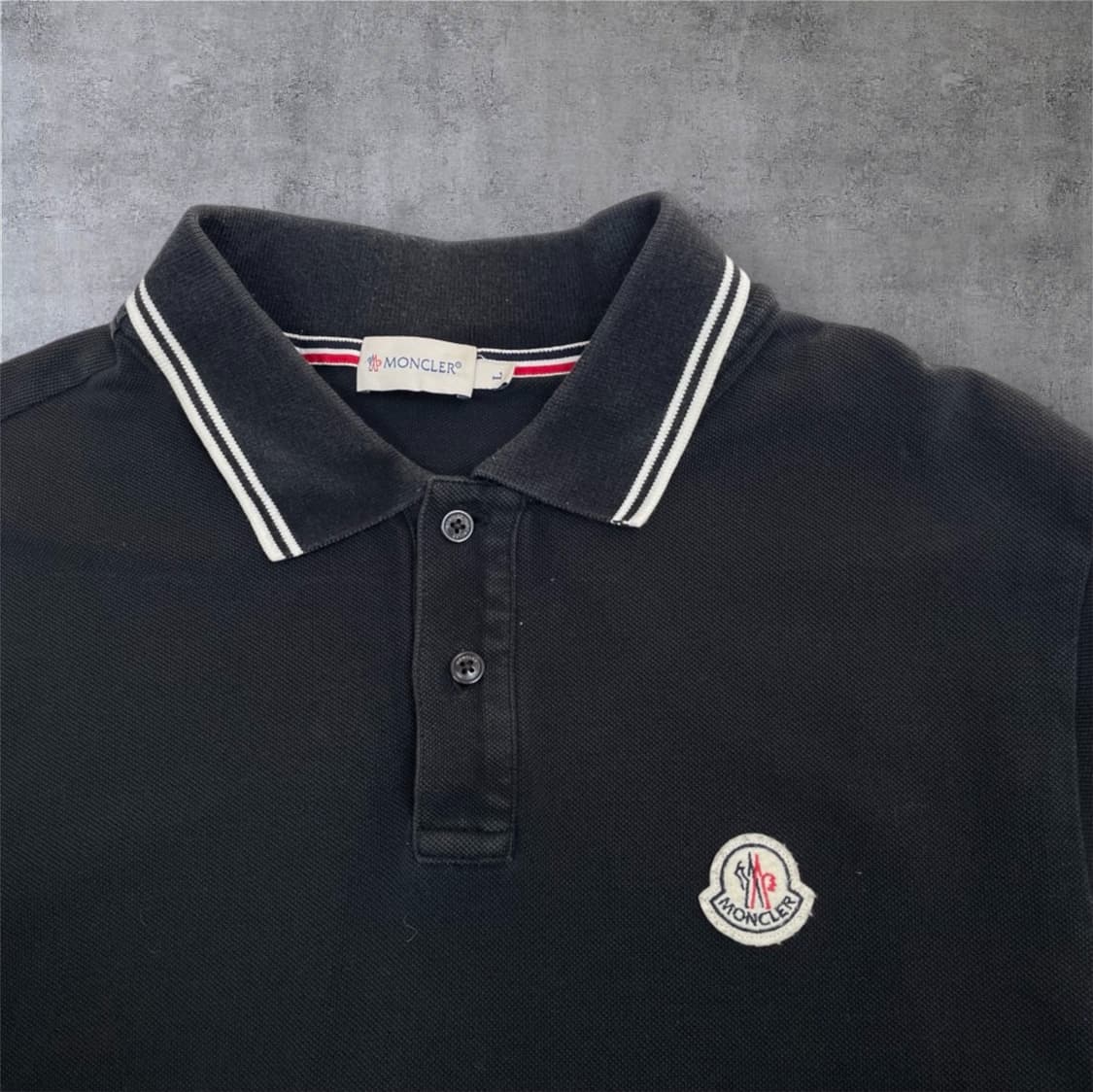 몽클레어 Moncler 블랙 로고 패치 반팔 카라티 L 상품이미지2