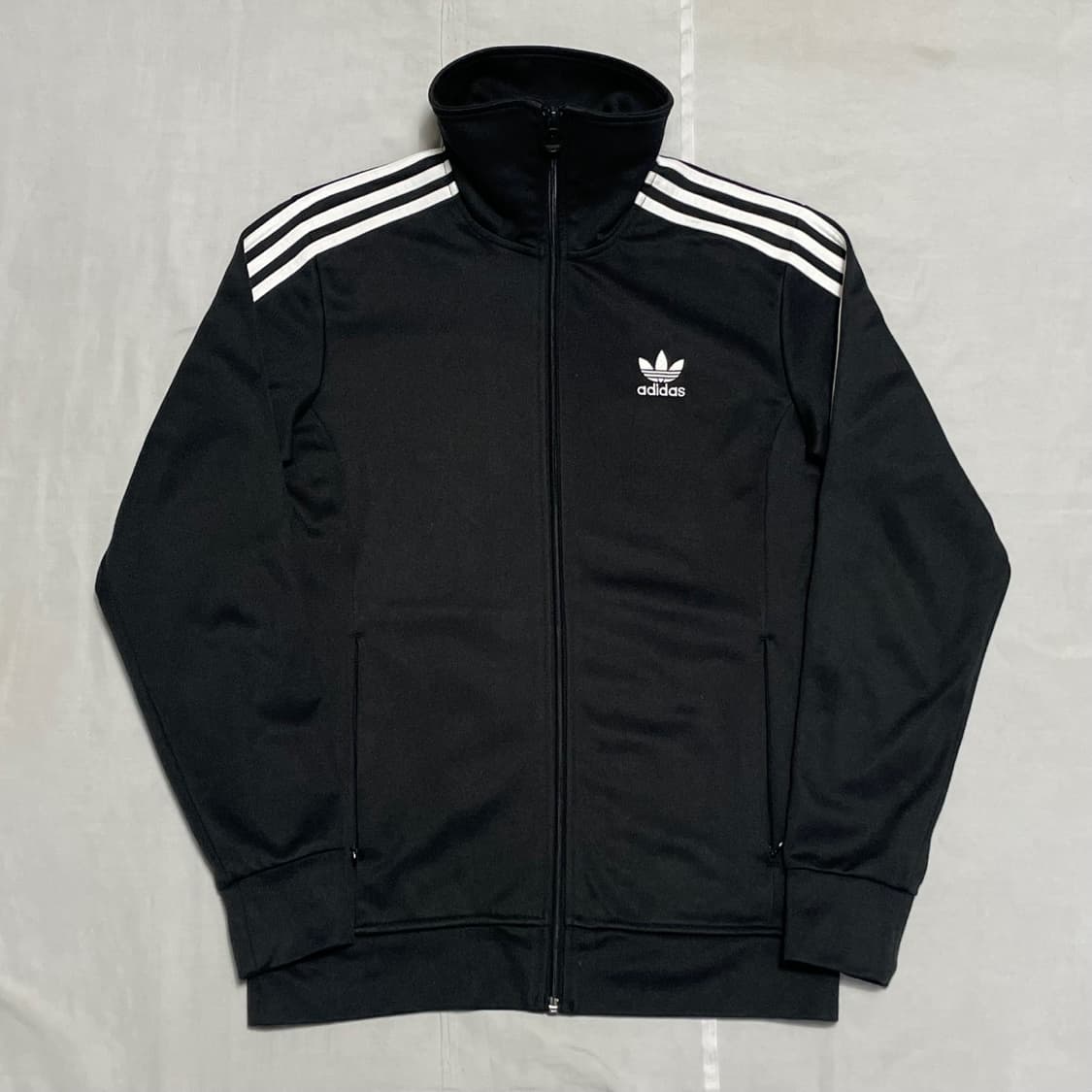 M 아디다스 유로파 블랙 트랙탑 상품이미지2