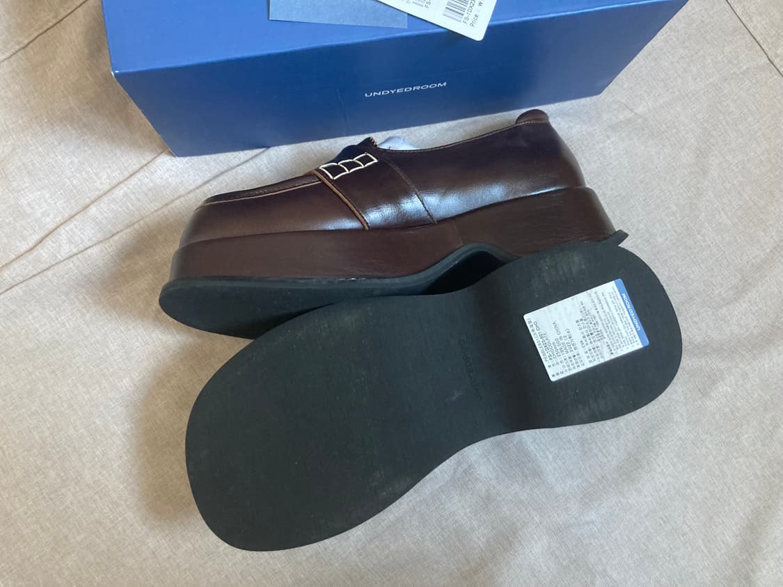 언다이드룸 페블 로퍼 초콜릿 상품이미지2