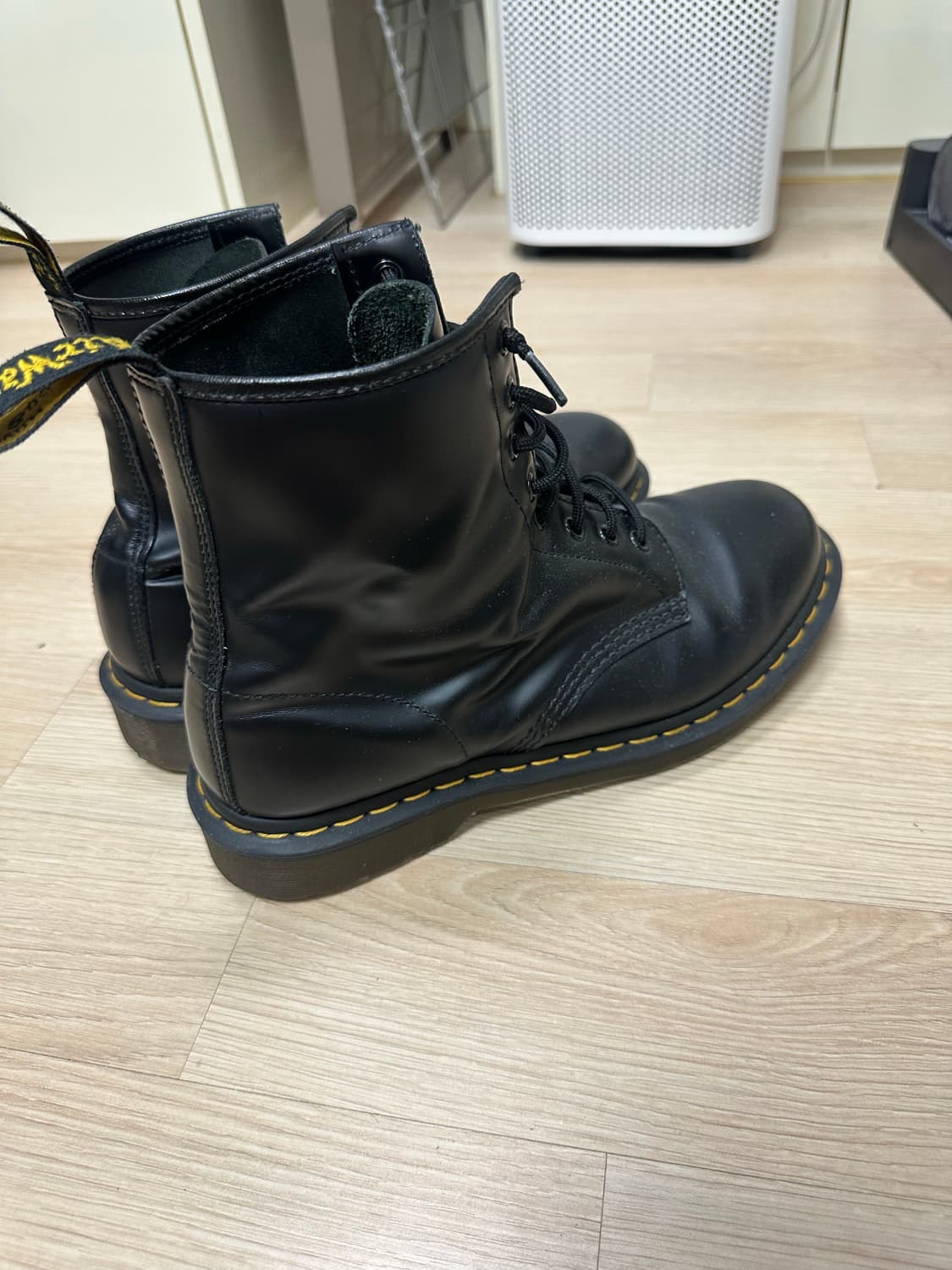 닥터마틴 1460 8홀 모노 상품이미지3