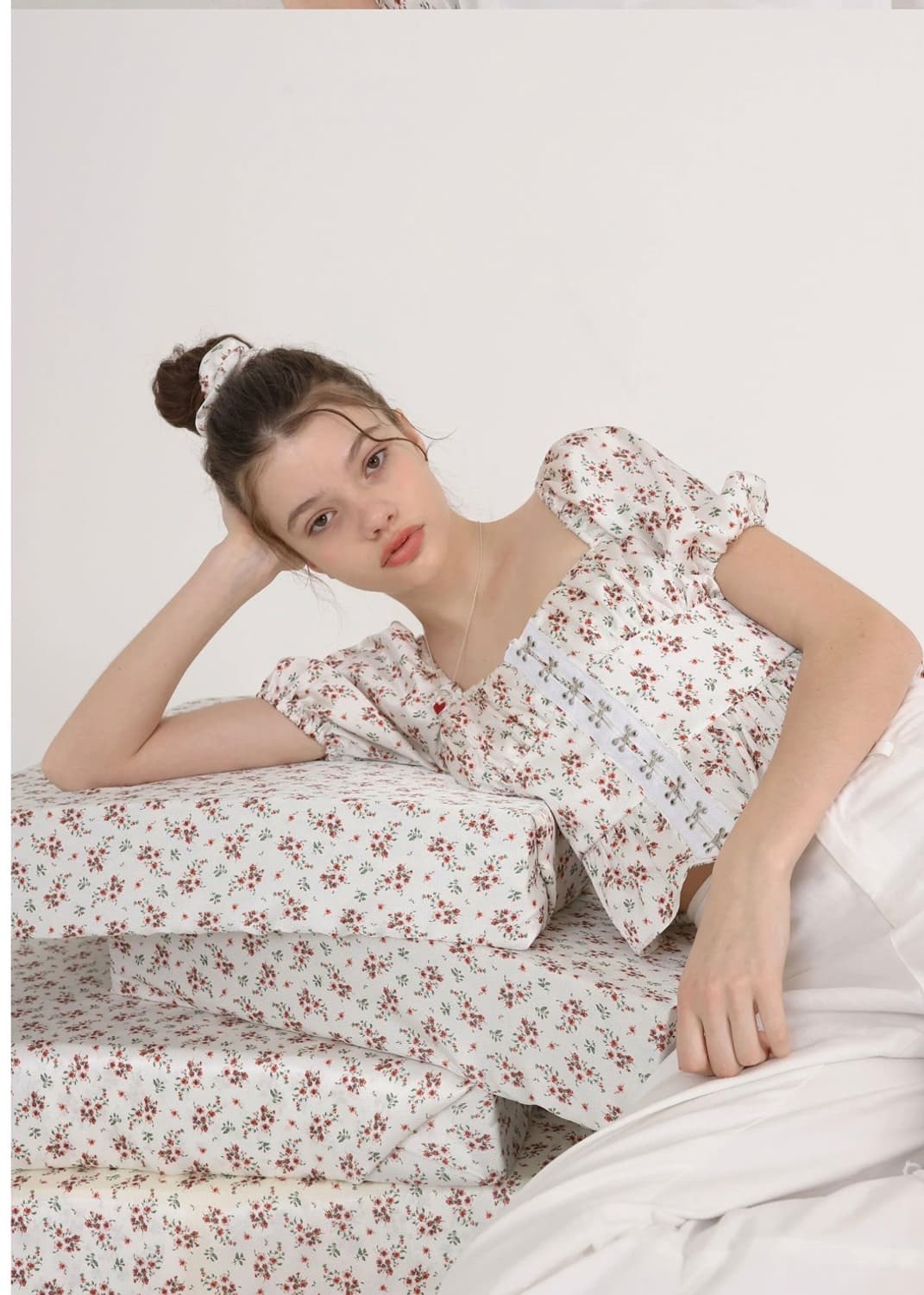 softseoul hook flower 블라우스 상품이미지1