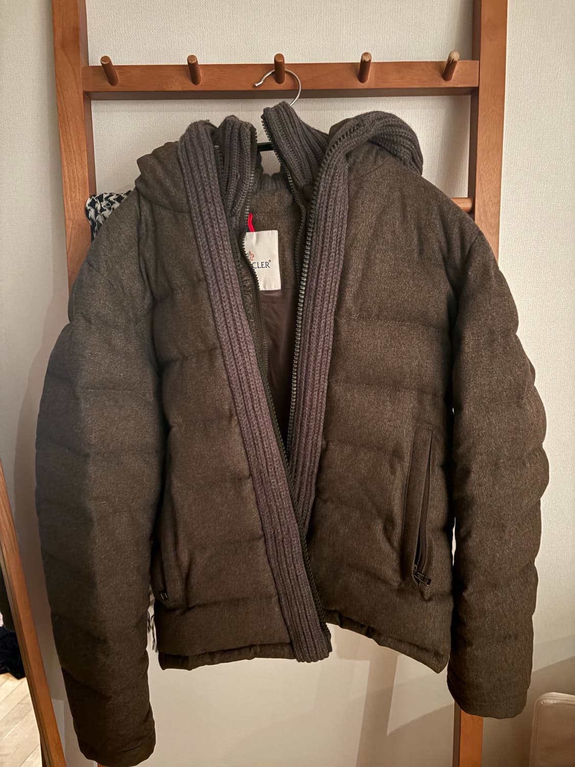 Moncler CANUT GIUBBOTTO 상품이미지2