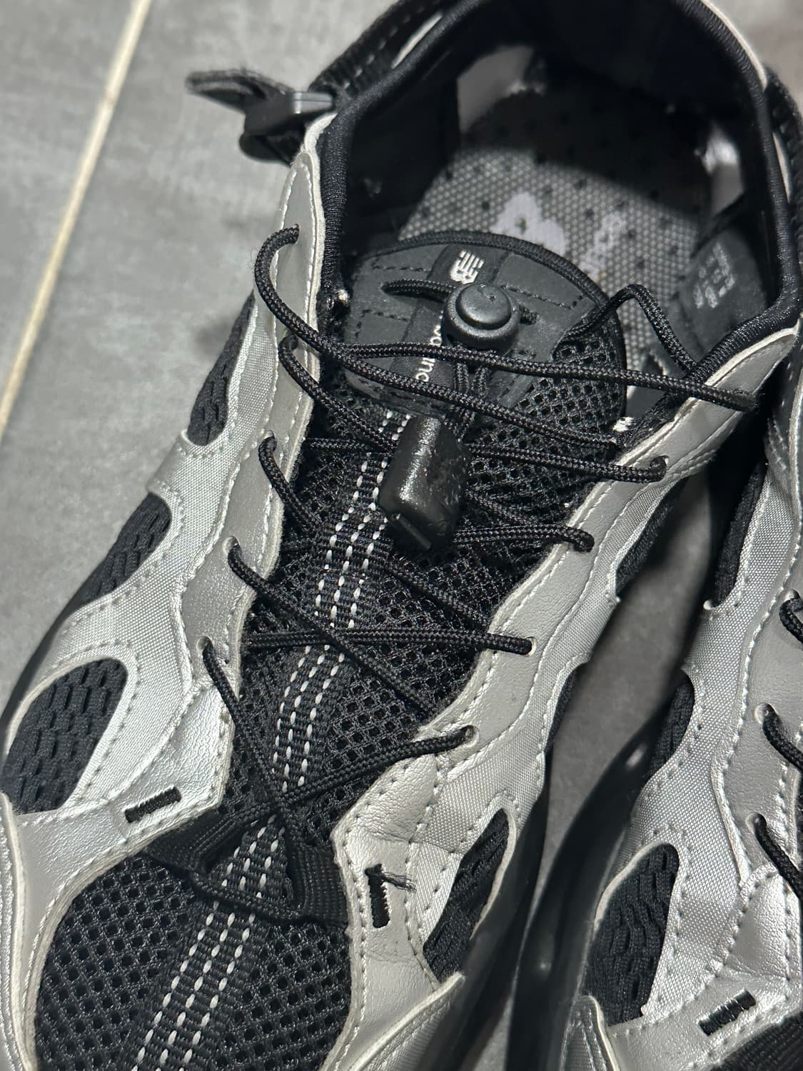 뉴발란스 케이브 스니커 샌들 SD2401SI silver실버 230 상품이미지10