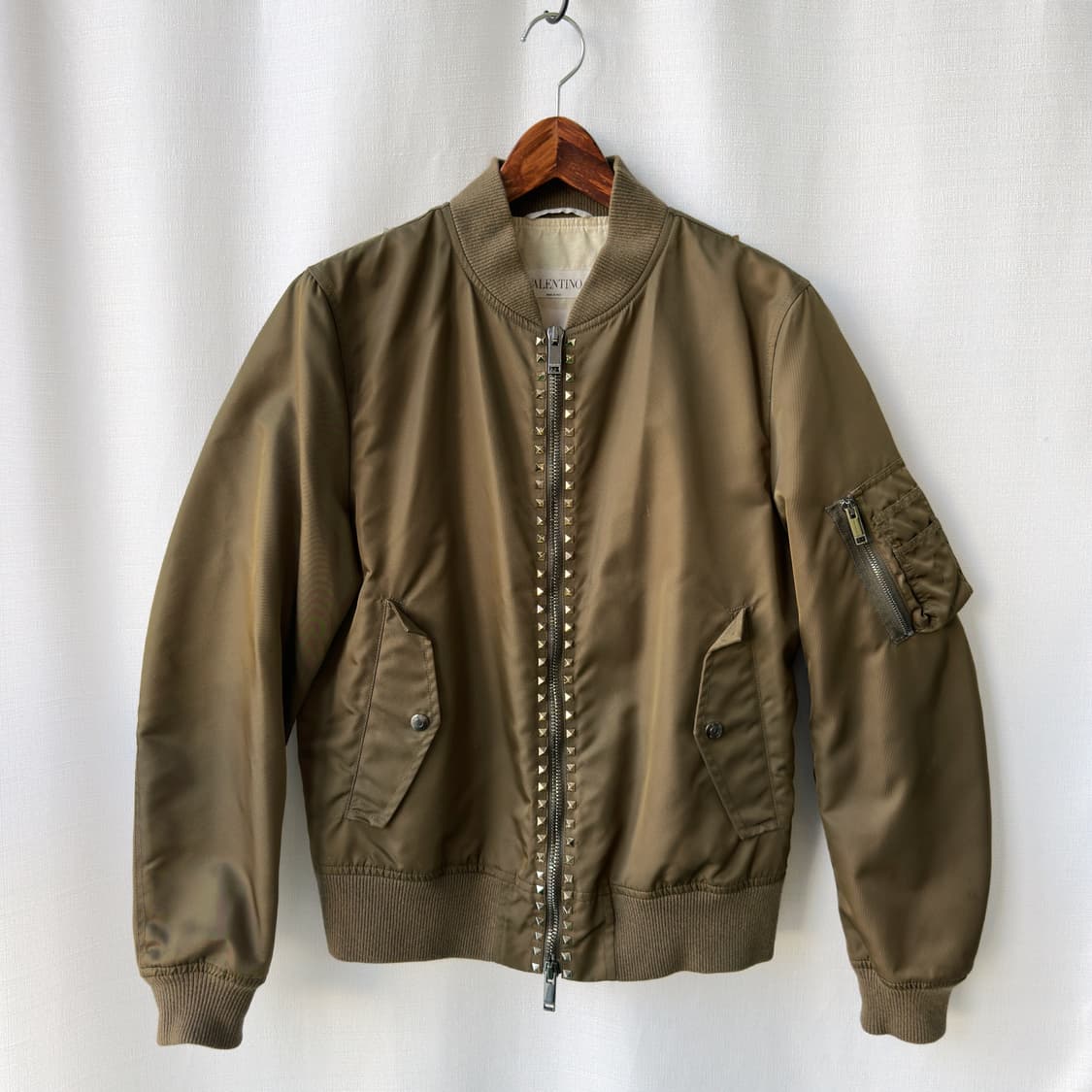 발렌티노 락스터드 봄버 자켓 카키 50사이즈 상품이미지1
