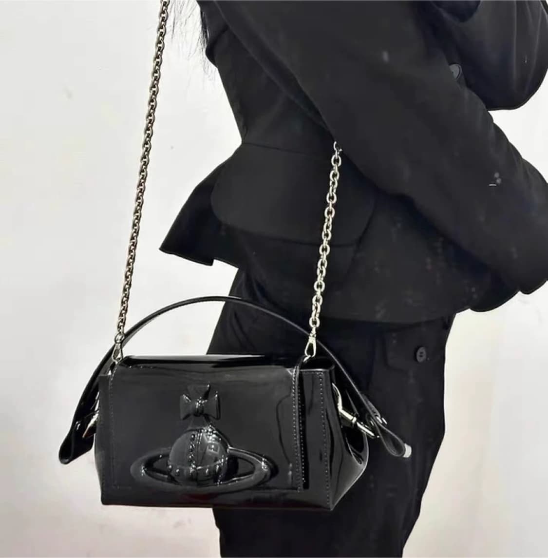 비비안웨스트우드 헤이즐 숄더백 토트백 핸드백 상품이미지2