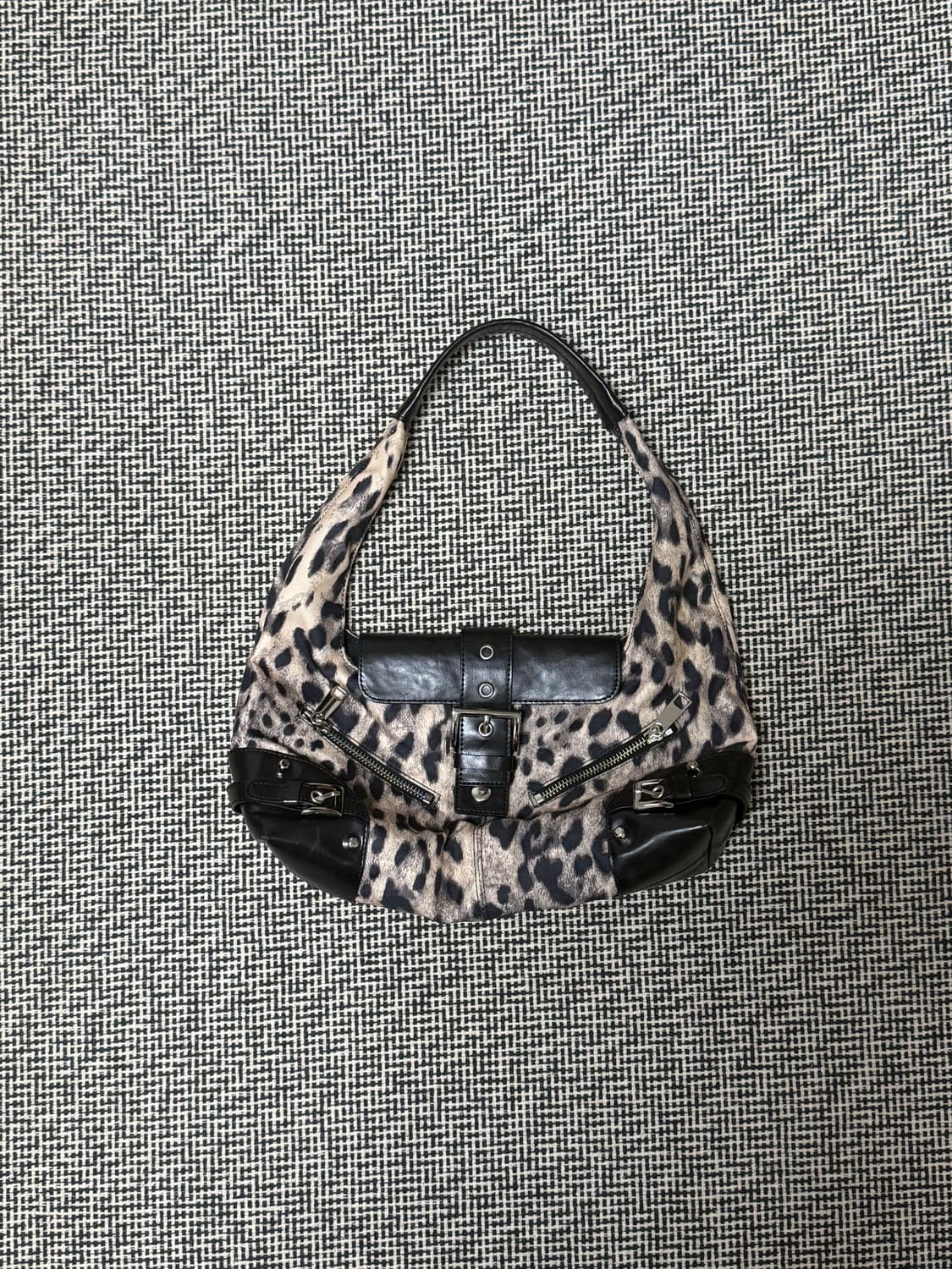Notknowing Small Moto Hobo Bag 상품이미지2