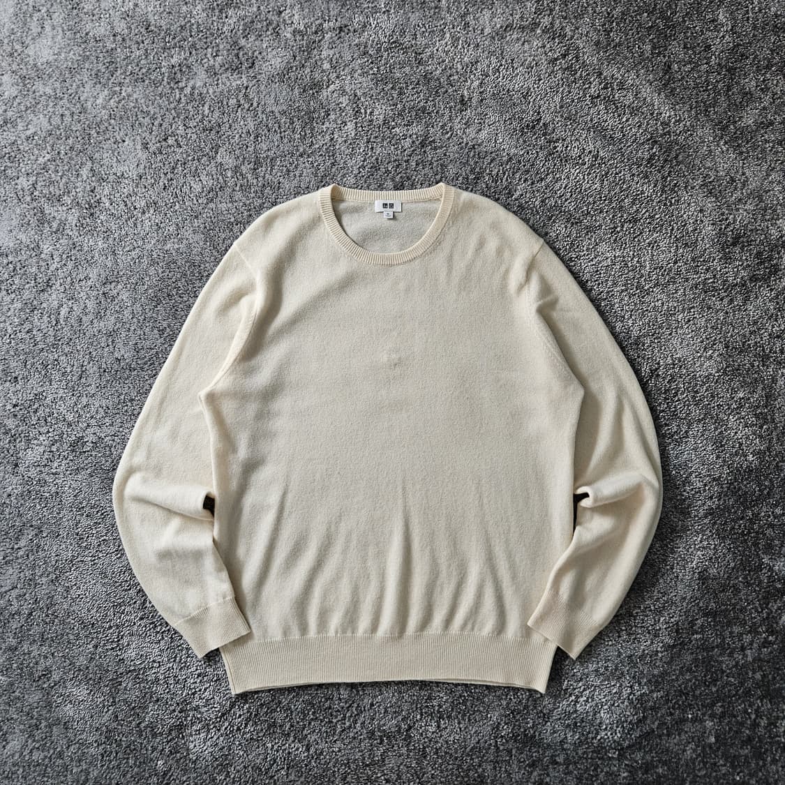 [무료배송] UNIQLO 캐시미어 니트 상품이미지1