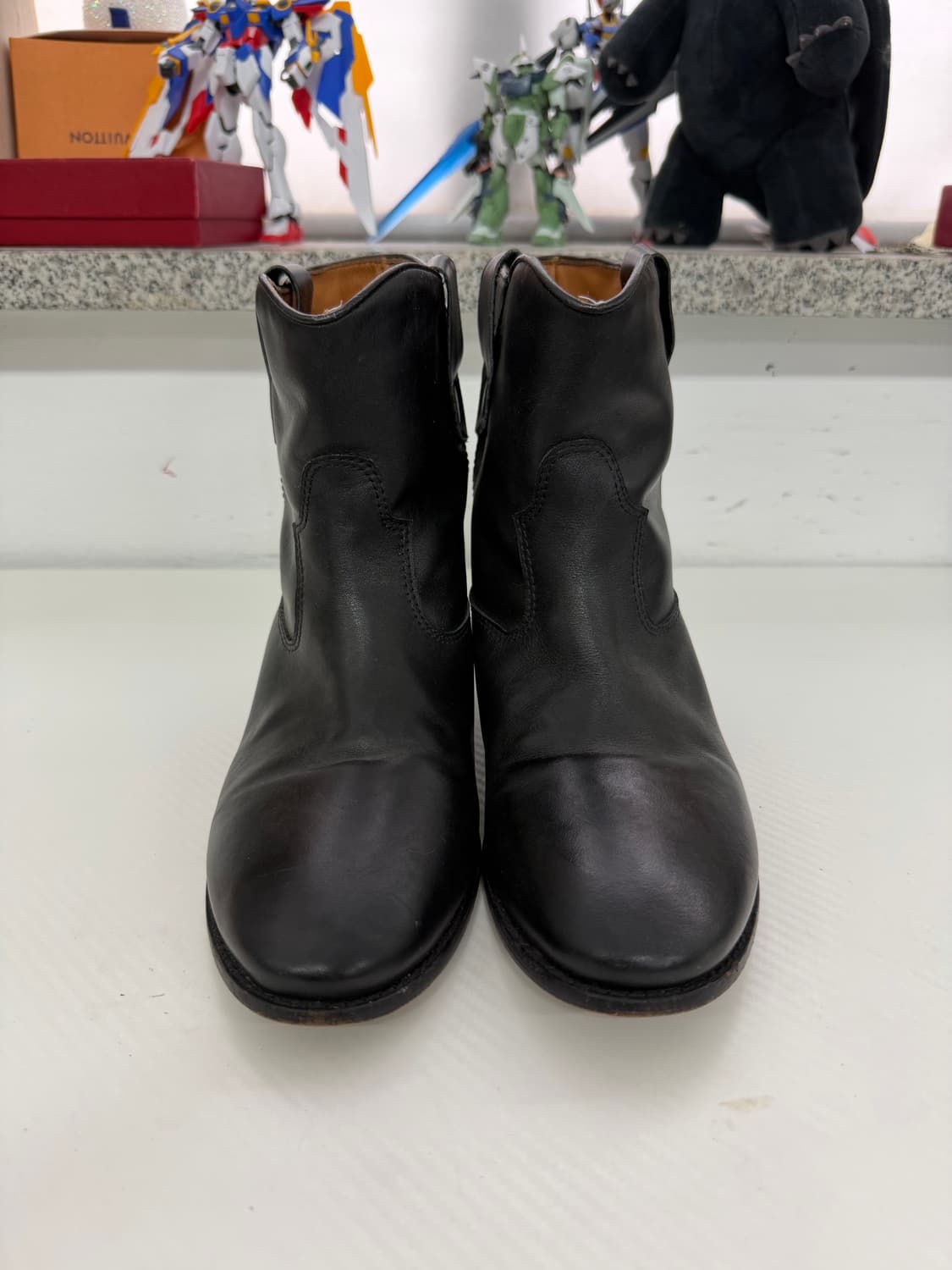 정품) 이자벨마랑 블랙 가죽 앵클 부츠 40 상품이미지1