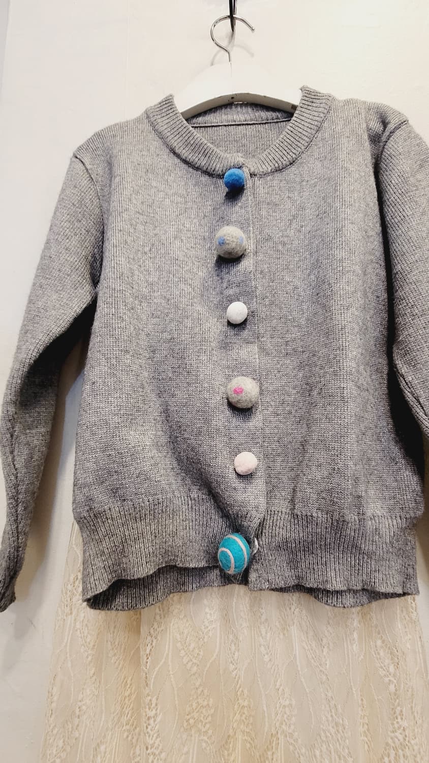 폼폼 가디건. 리버시블 레이스. 니트스커트 상품이미지3