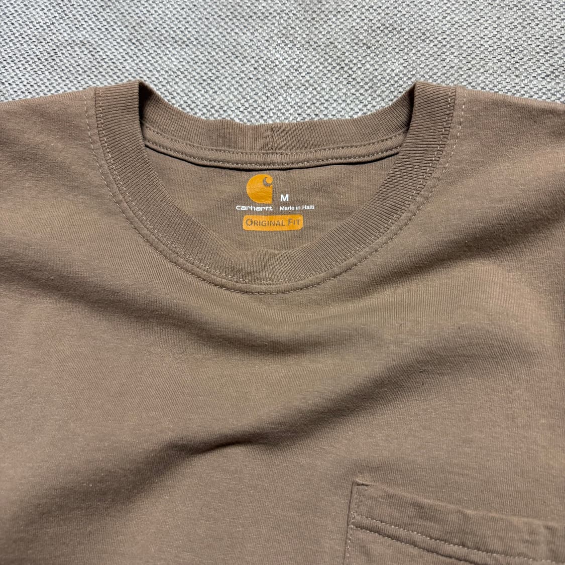 칼하트 오리지널 핏 포켓 반팔 티셔츠 상품이미지2