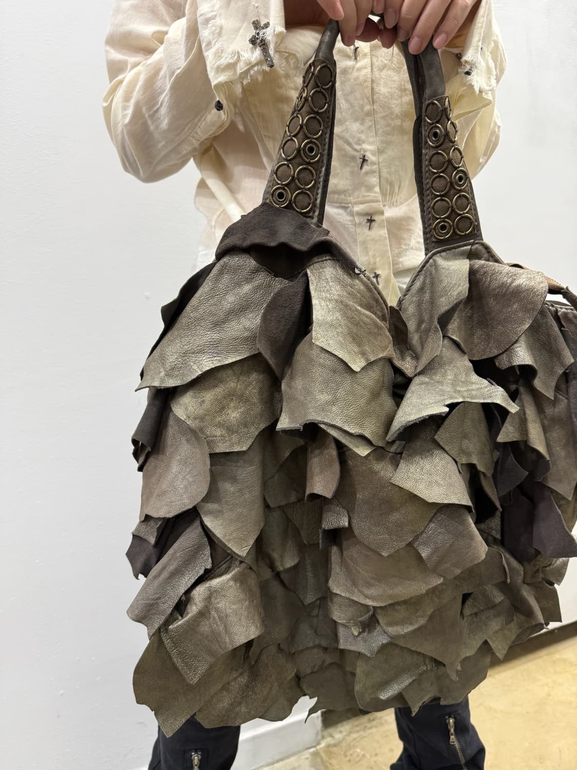 리얼레더 디테일 숄더백 상품이미지6