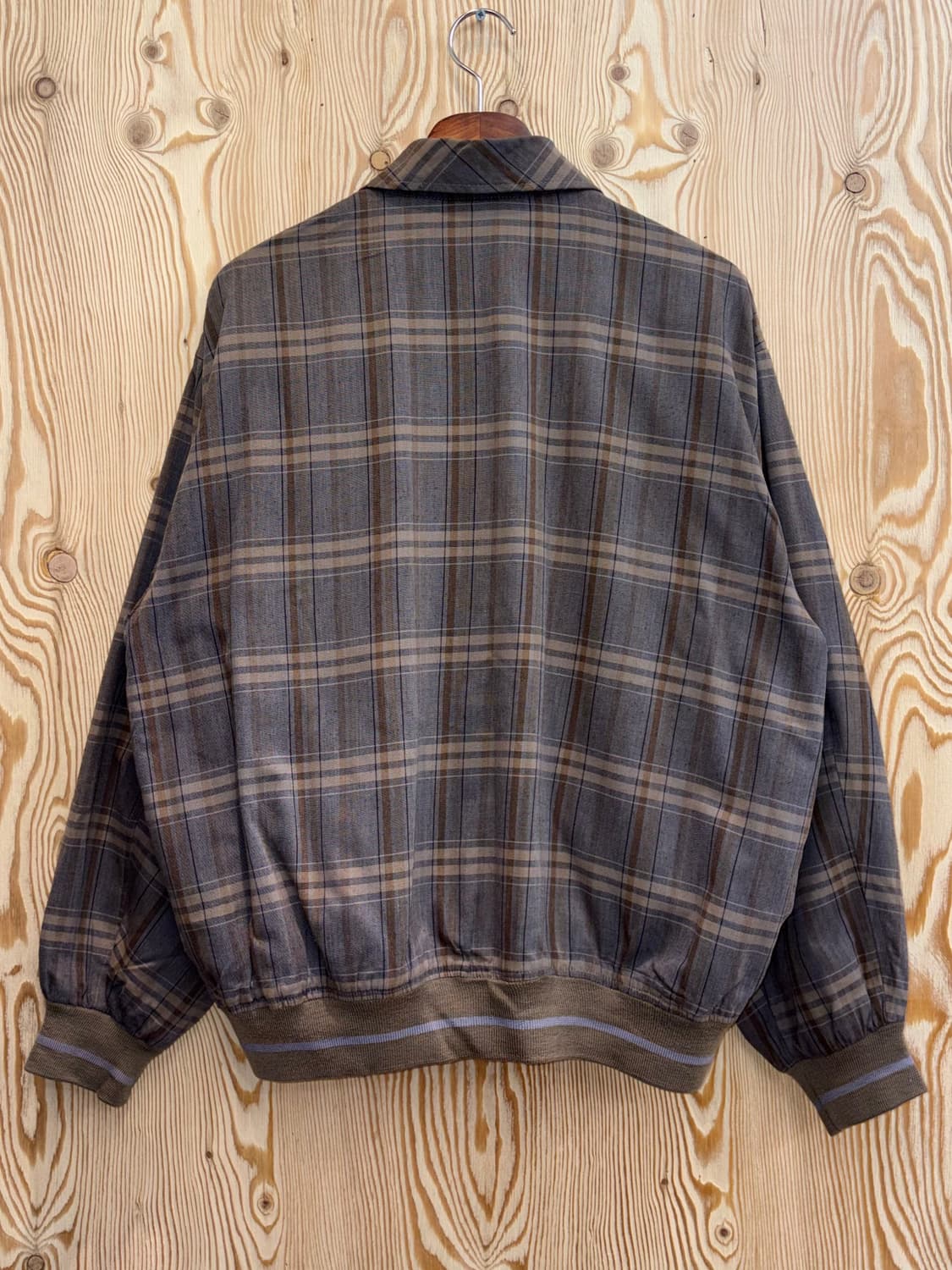 입생로랑 체크 해링턴 자켓 상품이미지4