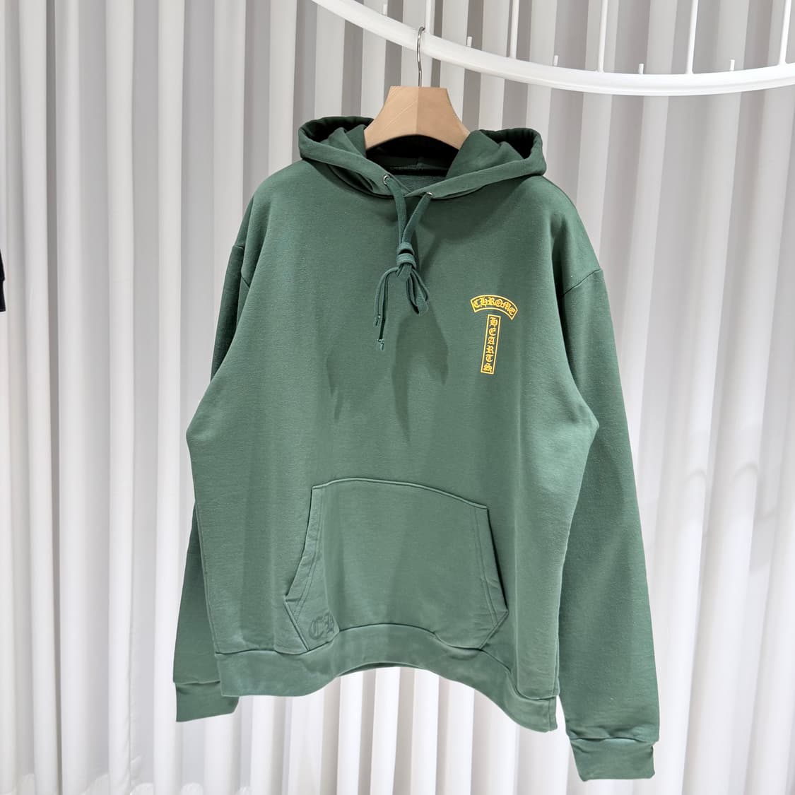 L / 크롬하츠 USA 스크립토 로고 후드 그린 티셔츠 상품이미지2