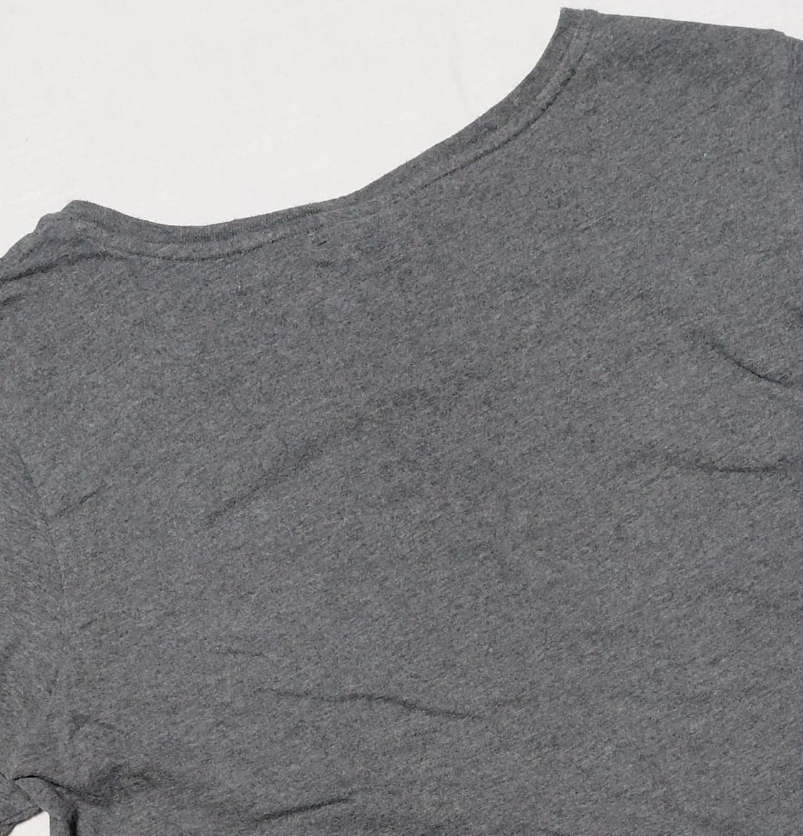 [S] 챔피언 x earth music&ecology 콜라보 포켓 브이넥 상품이미지8