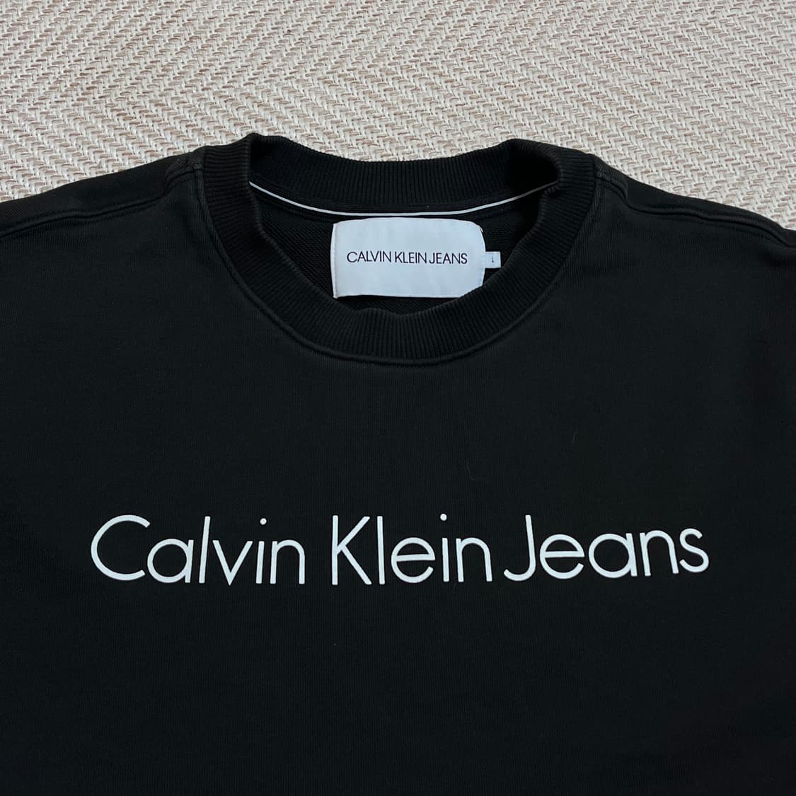 [정품] 캘빈클라인 블랙 빅로고 맨투맨 [ L ] 상품이미지3