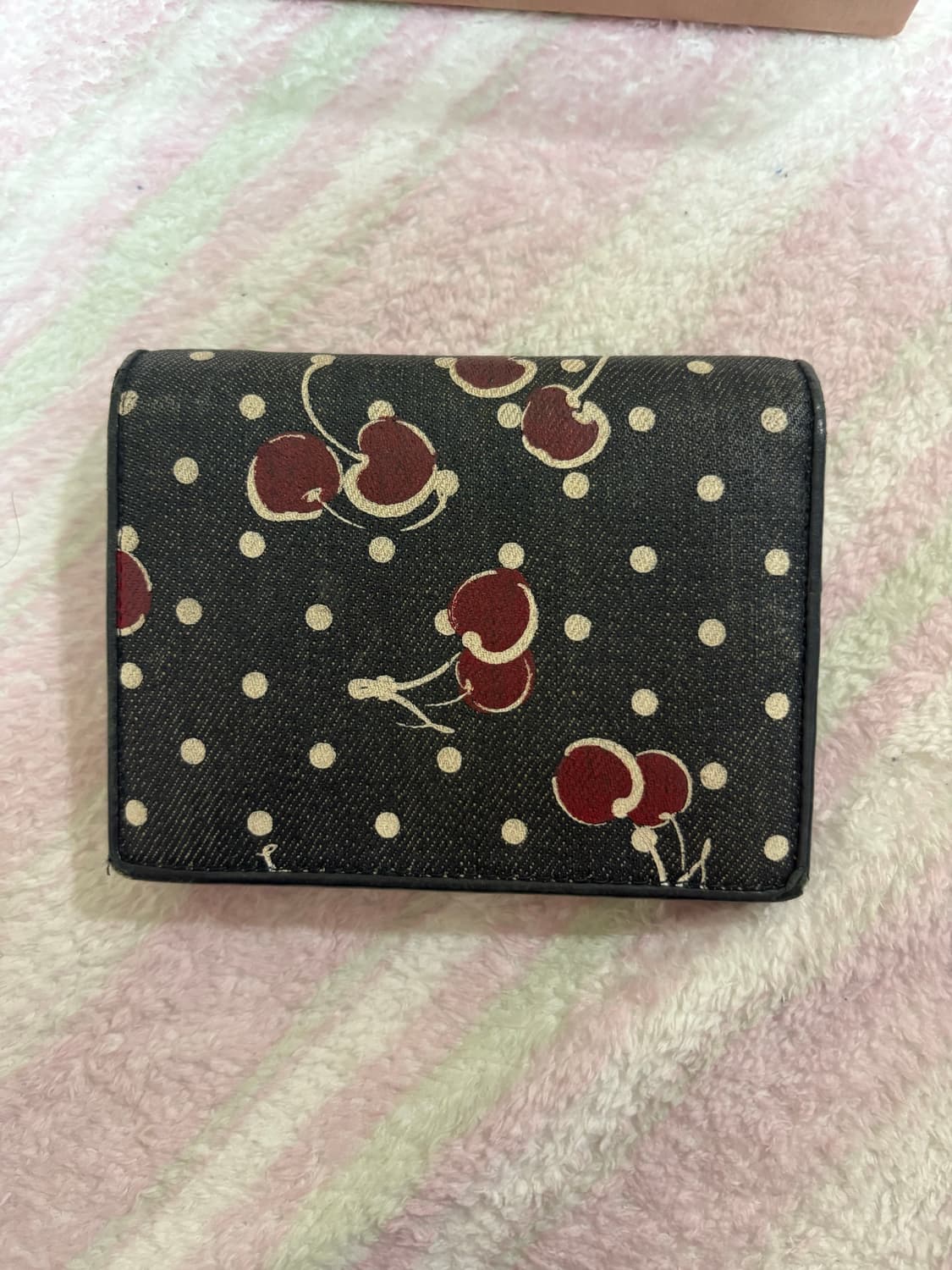 미우미우 데님 체리 반지갑  상품이미지3