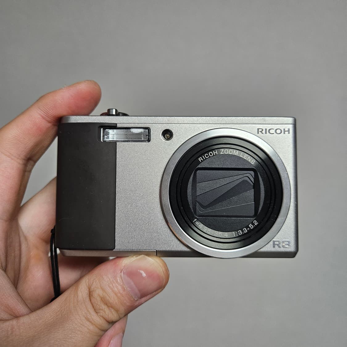 (장원영 디카) 리코 R8 디카 RICOH R8 디지털카메라 상품이미지1