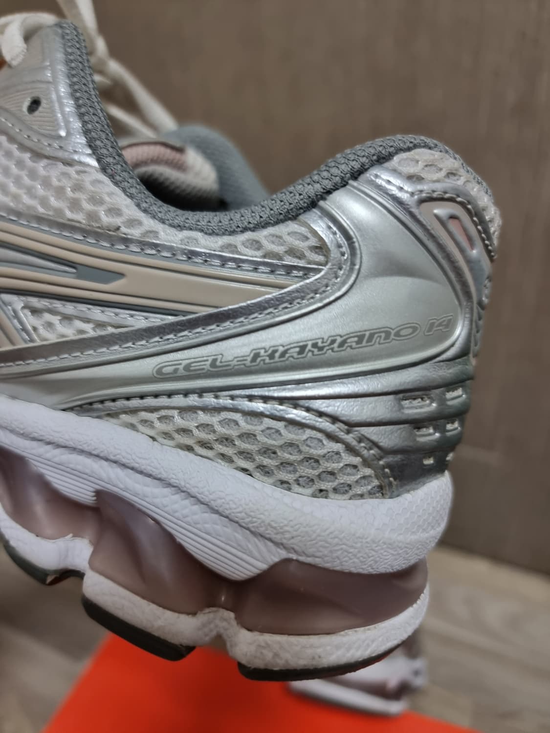 W 아식스 젤 카야노14 화이트 문락 240~245 상품이미지8