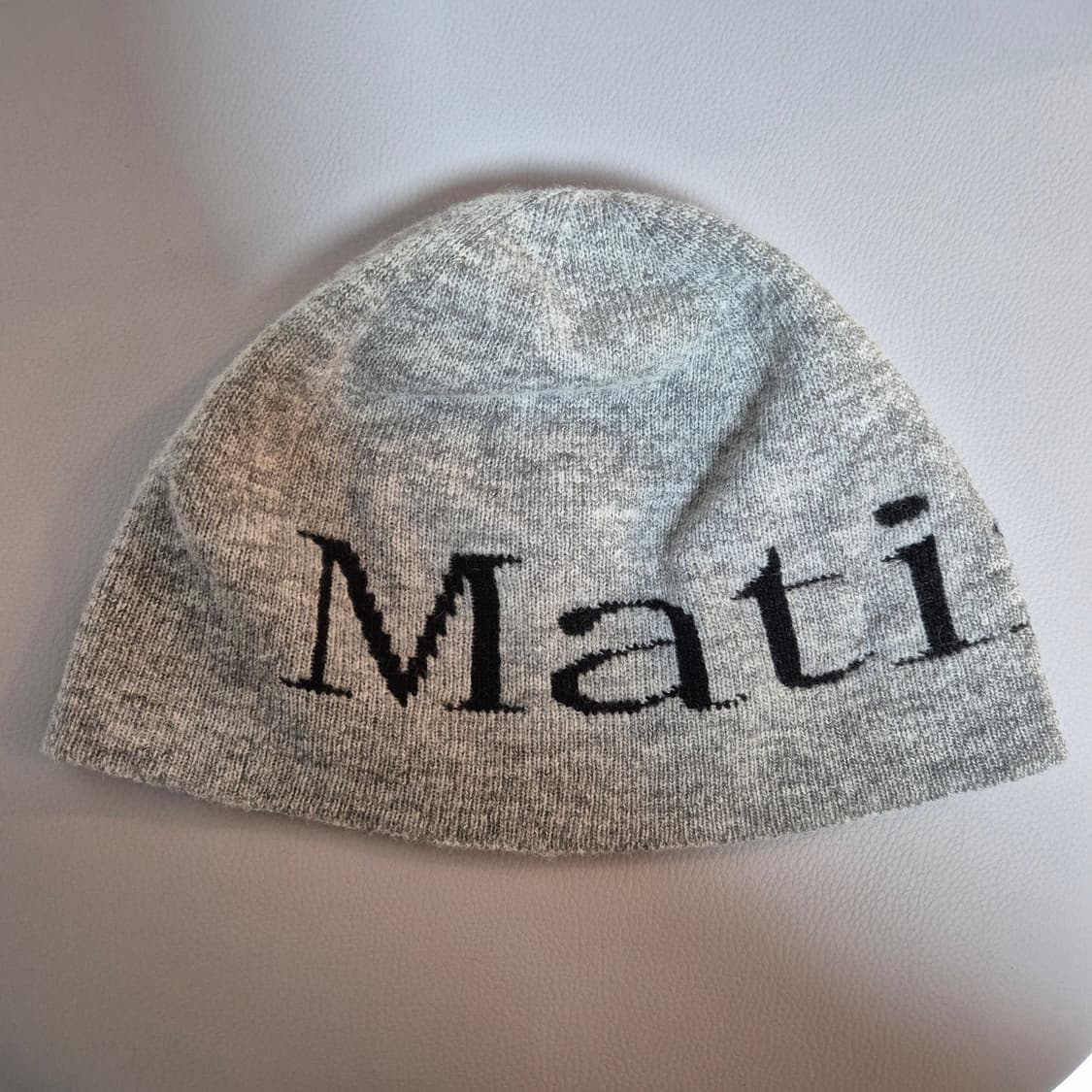 마뗑킴 로고 자카드 숏 비니 그레이 상품이미지1