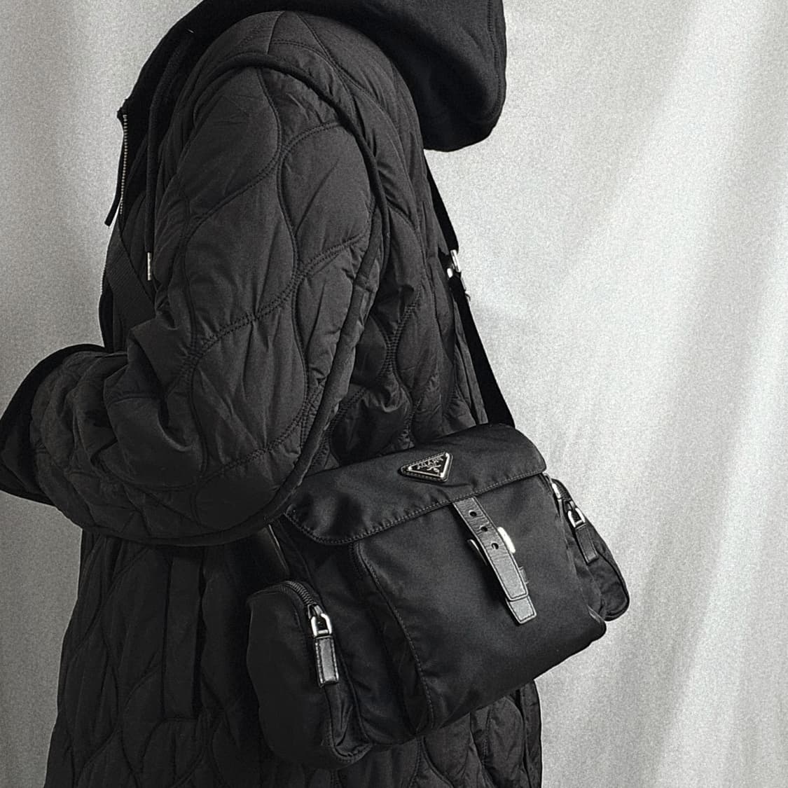 [정품 PRADA] 프라다 양포켓 나일론 메신저백 크로스백 상품이미지10