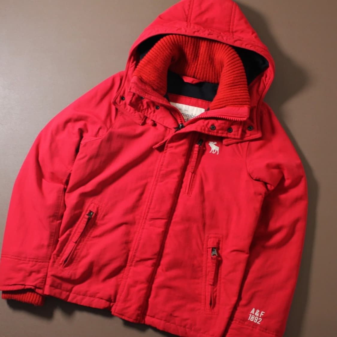 Abercrombie 아베크롬비 레드 자켓 상품이미지4