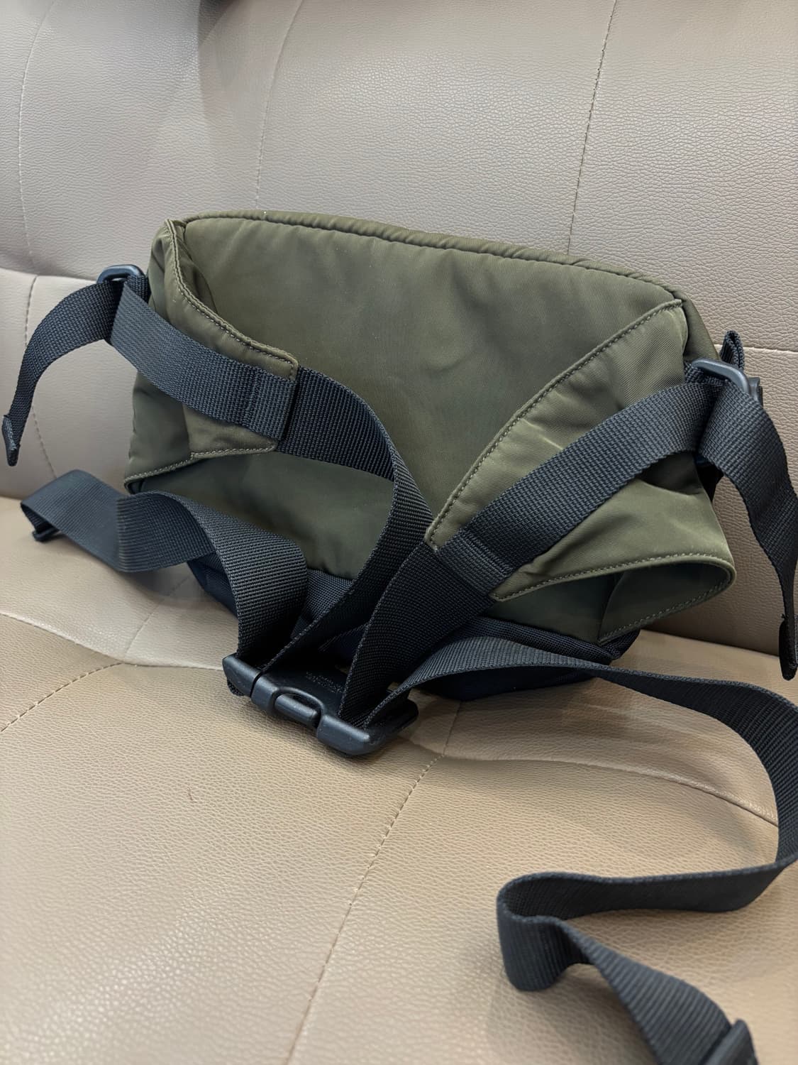 칼하트 wip 밀리터리 웨이스트 백 상품이미지8