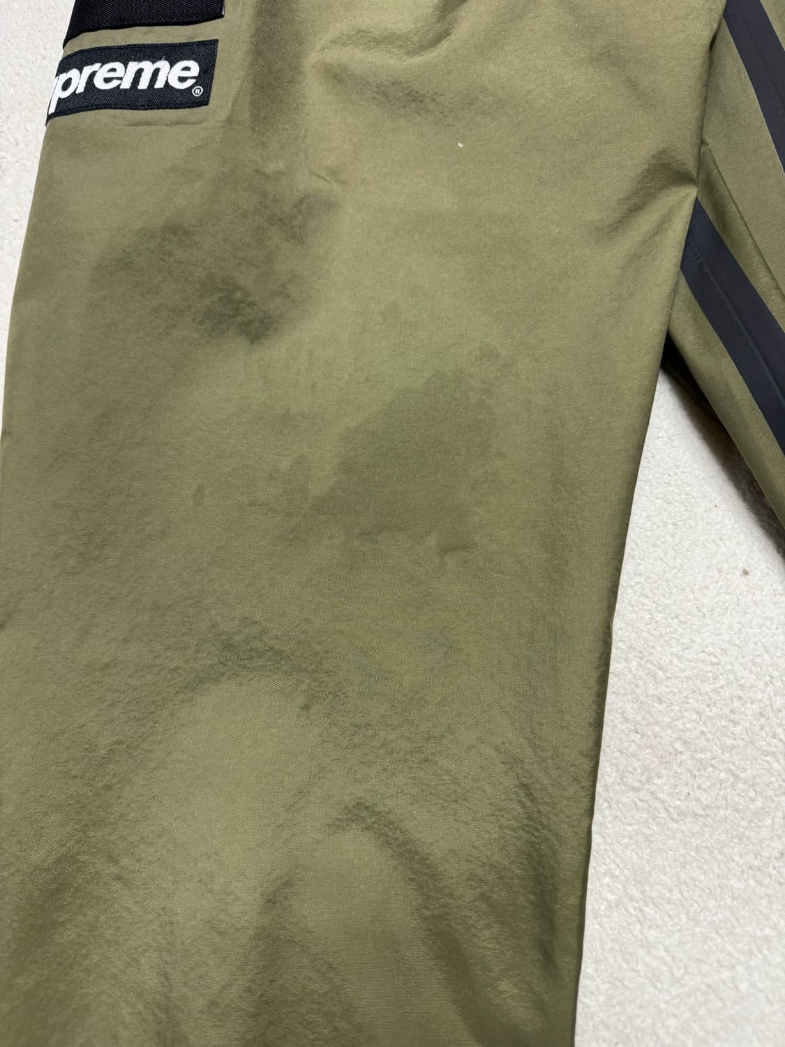 슈프림 x 노스페이스 서밋 시리즈 아우터 테이프 심 자켓 올리브 M 상품이미지4