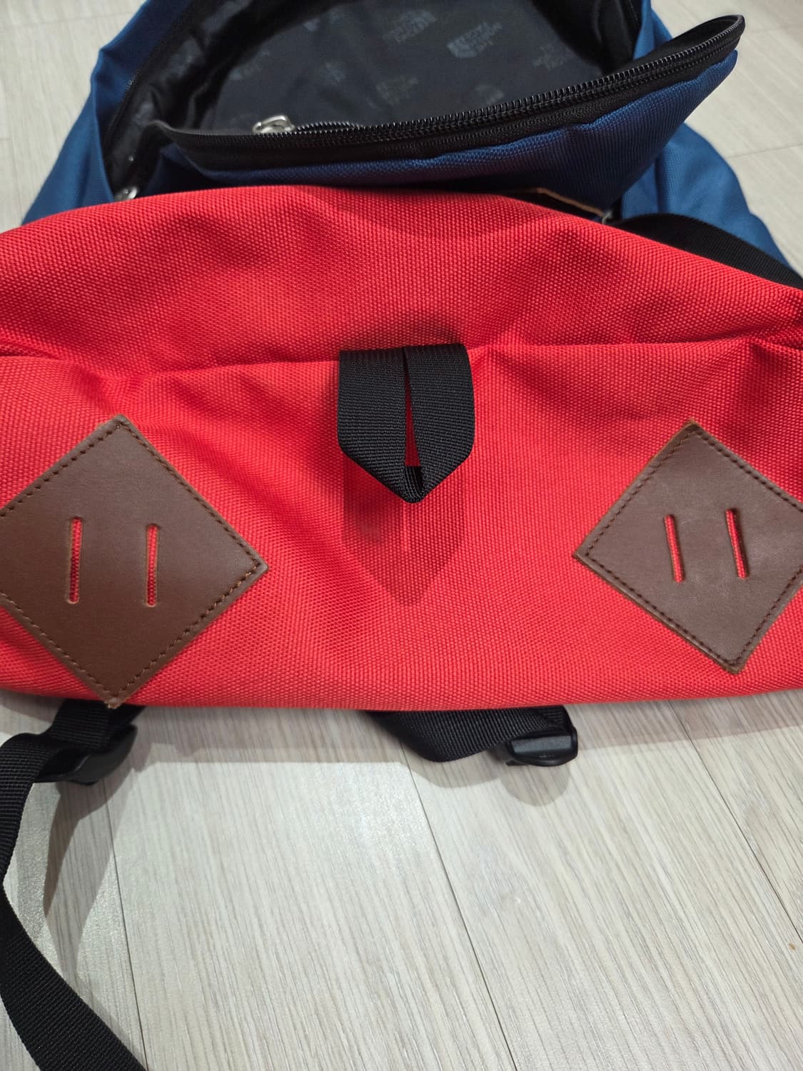 노스페이스 오리지날 캔버스 백팩 상품이미지4
