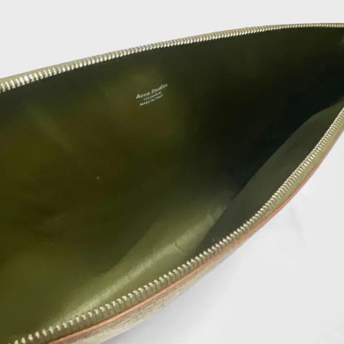 [정품] ACNE STUDIOS 아크네 스튜디오 D링 송아지가죽 클러치백 상품이미지7
