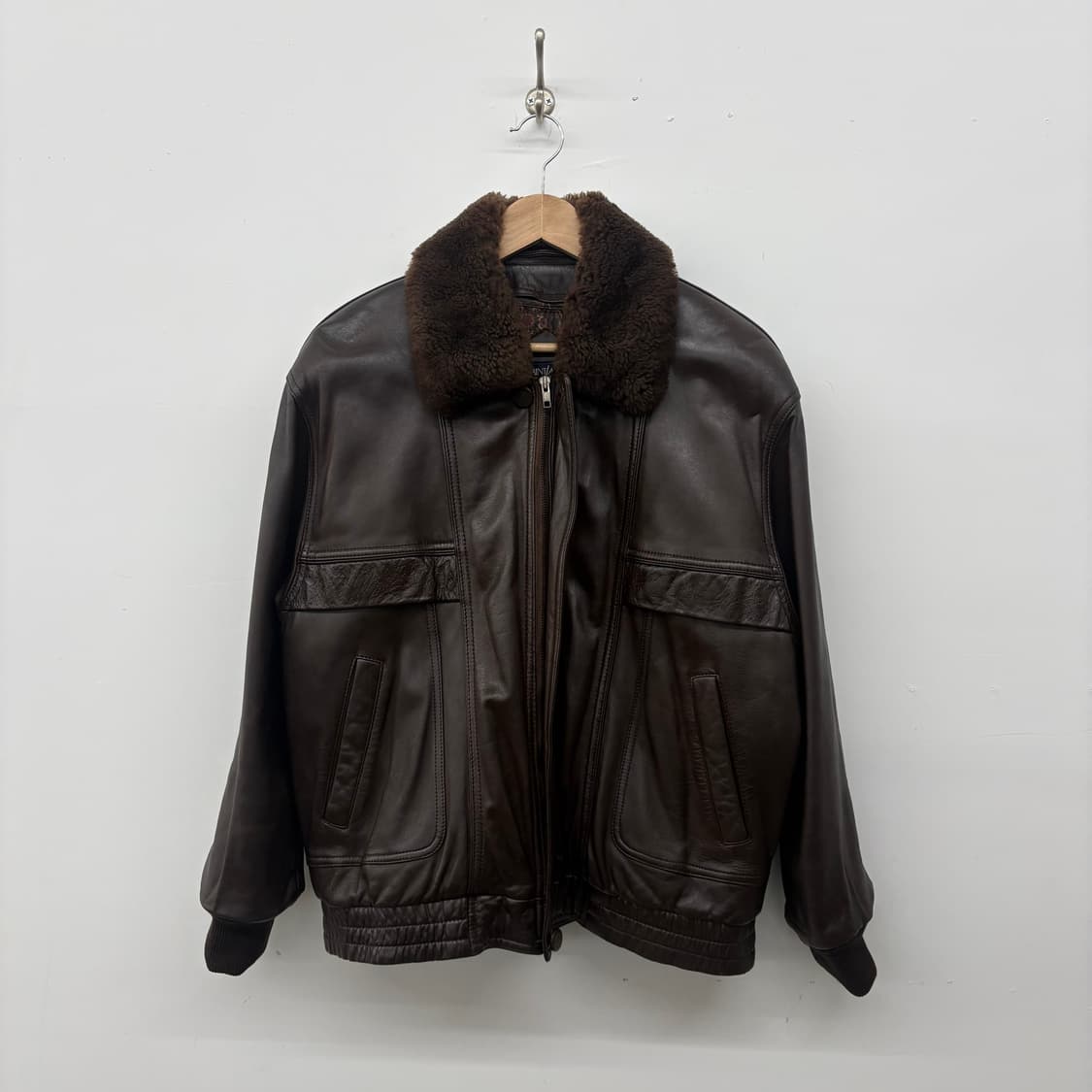 입생로랑 브라운 가죽 무스탕 자켓 남L 상품이미지1