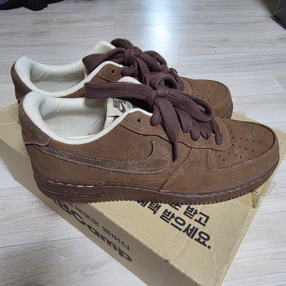 나이키 애어포스 와우 카카오(280~285) 상품이미지1