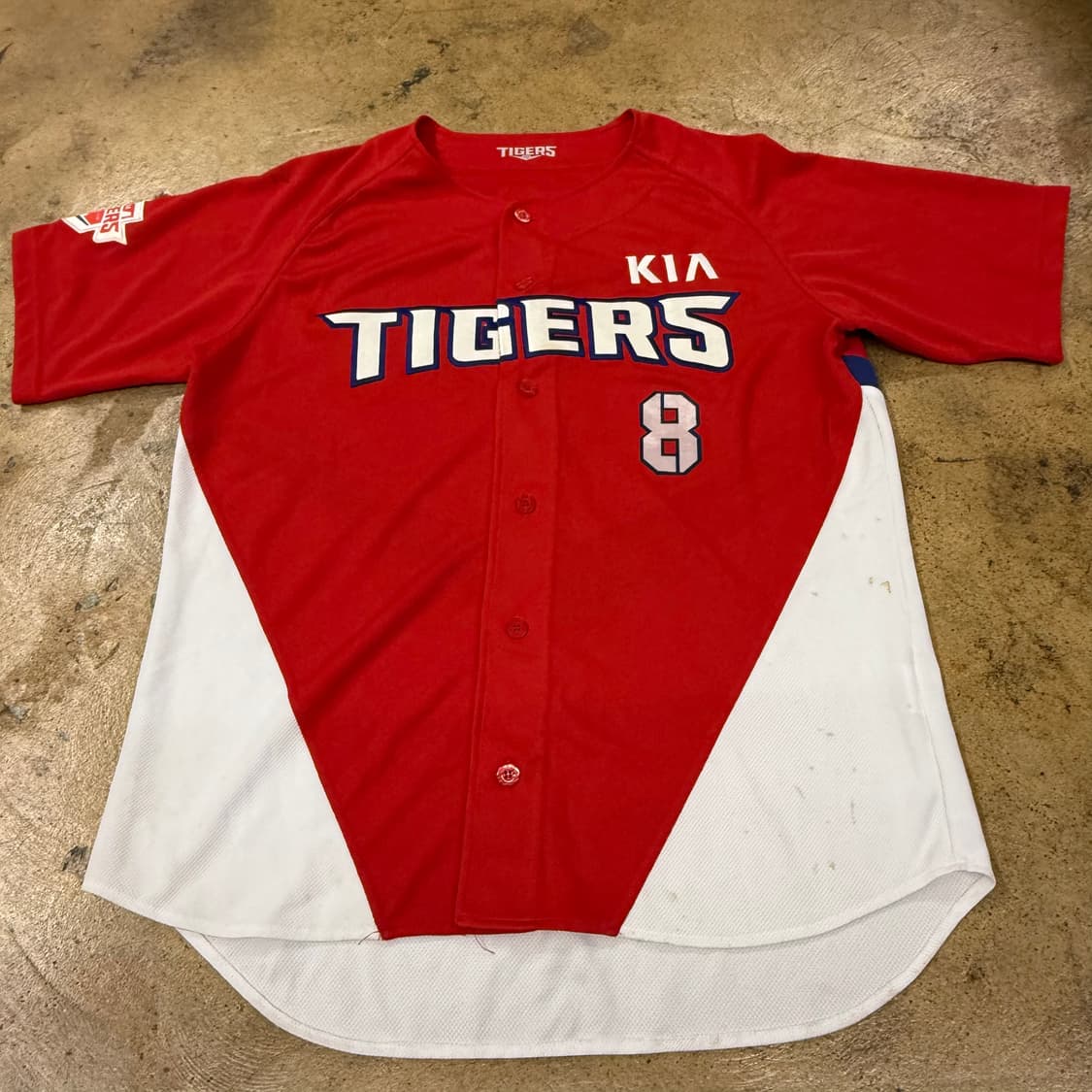 [110] 기아 타이거즈 8번 안치홍 마킹 유니폼 레드 b10 상품이미지2