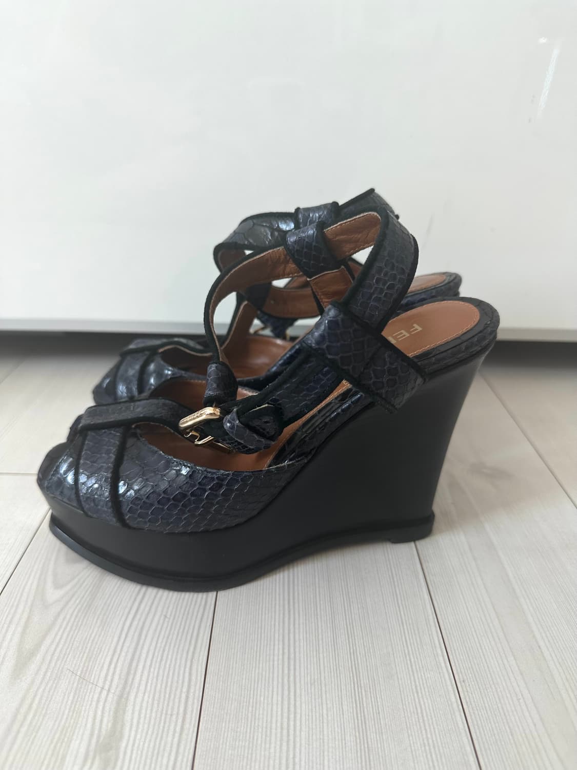 펜디 구두 샌달 230-235 상품이미지3