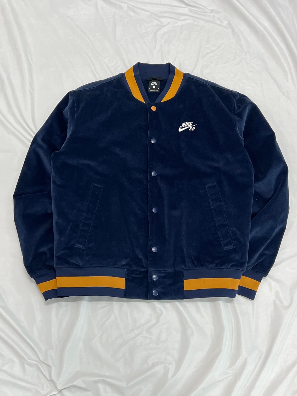 (M) 나이키 SB 코튜로이 봄버 바시티 자켓 상품이미지1