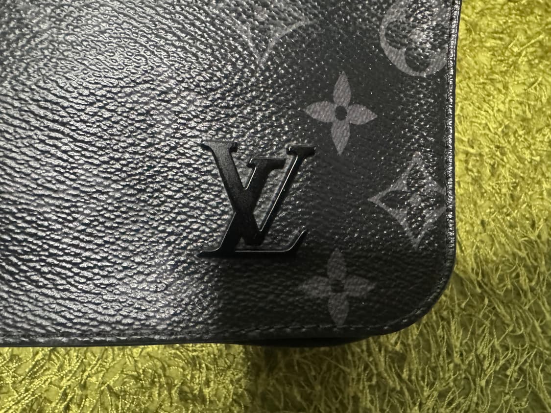 정품 루이비통 가방 크로스백 디스트릭스 상품이미지3